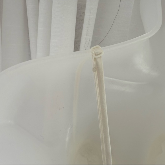 Vintage Victoria's Secret Ivory Chemise with Floral Lace Detailing lingerie - Picture 7 of 10